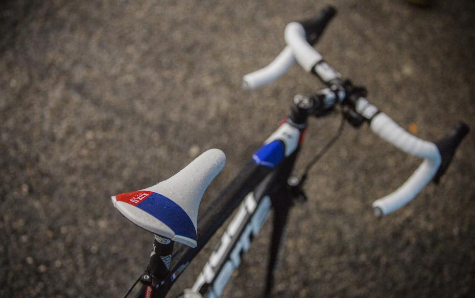 Fizik launches Team Edition Aliante saddles | road.cc